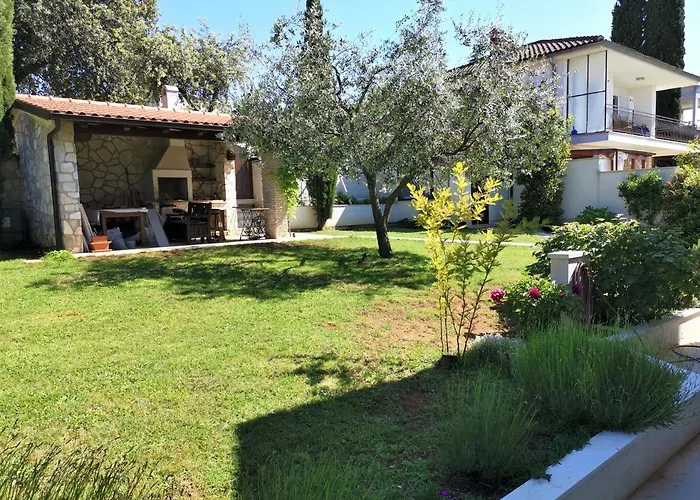 Apartments Dina