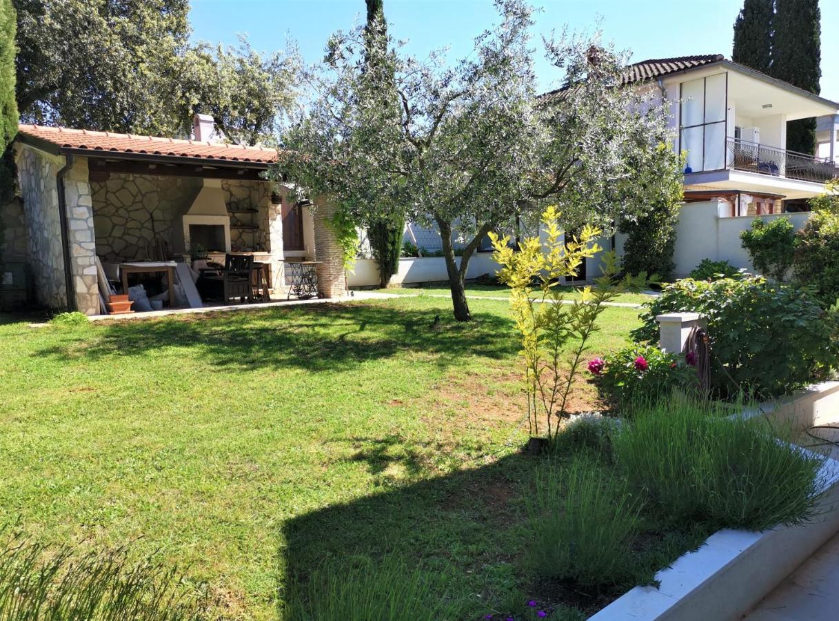 Dina Appartamento Pola